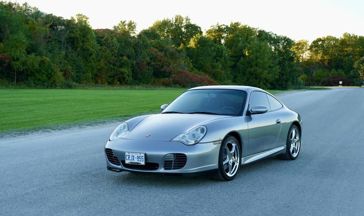 2004 Porsche 996 Carrera - Image 25 of 31