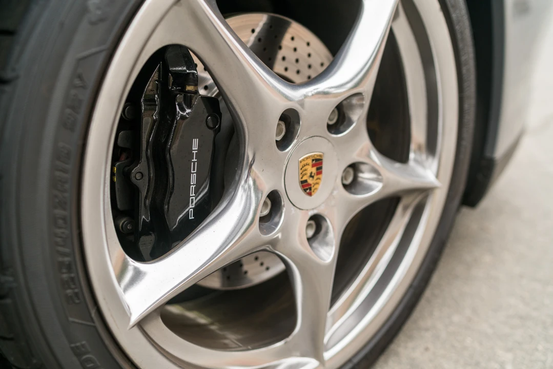 2004 Porsche 996 Carrera - Image 24 of 31