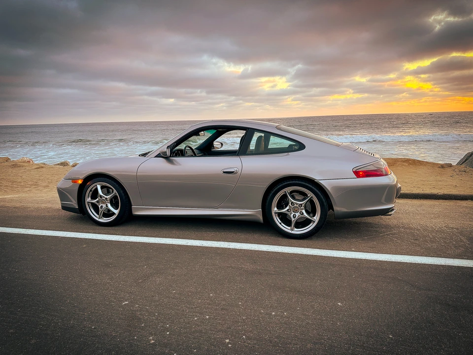 2004 Porsche 996 Carrera - Image 9 of 31