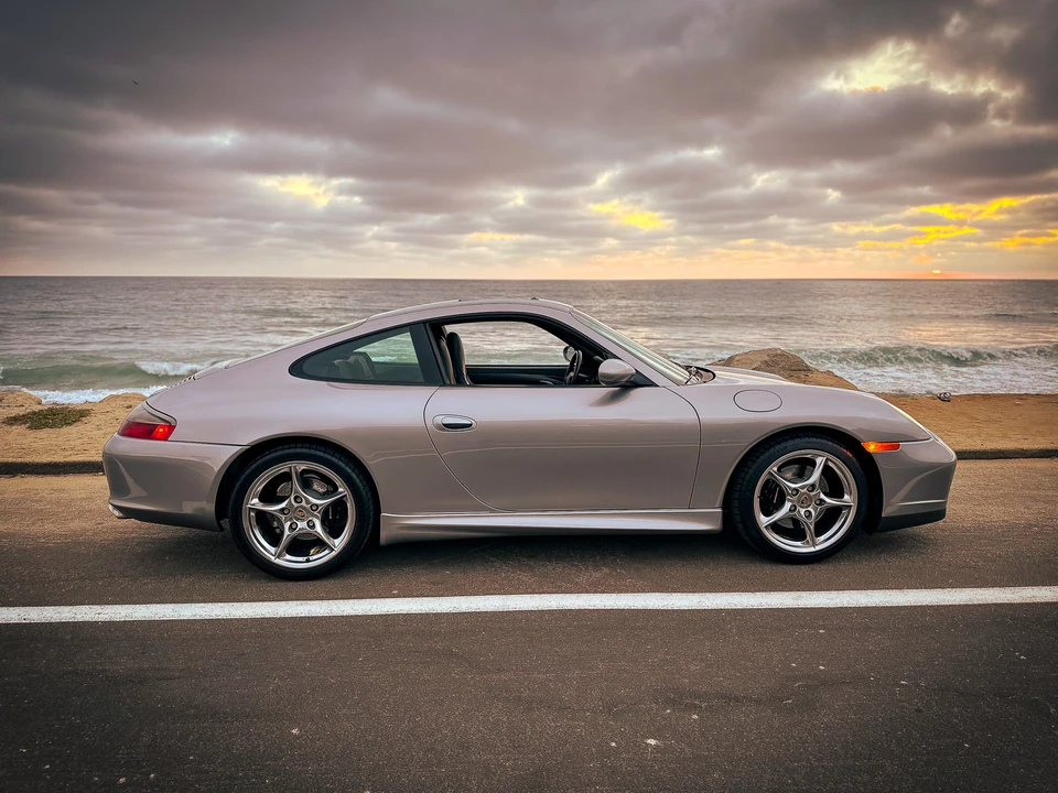 2004 Porsche 996 Carrera - Image 25 of 31