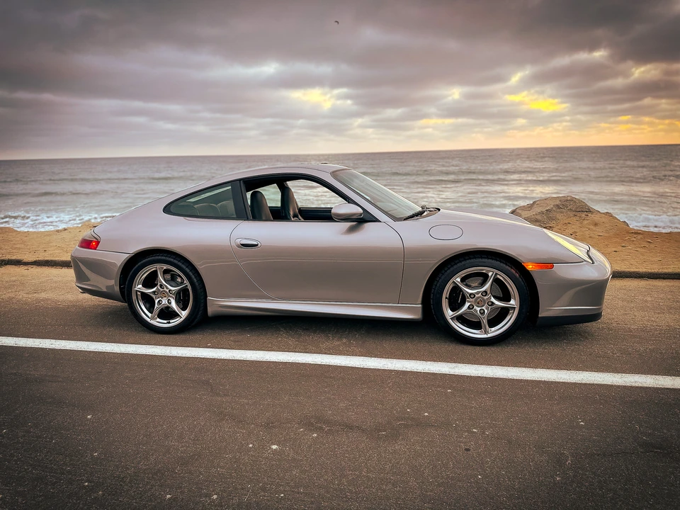 2004 Porsche 996 Carrera - Image 26 of 31
