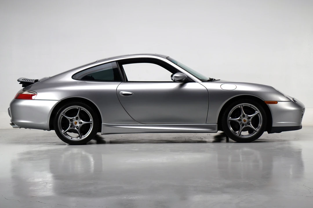 2004 Porsche 996 Carrera - Image 10 of 31