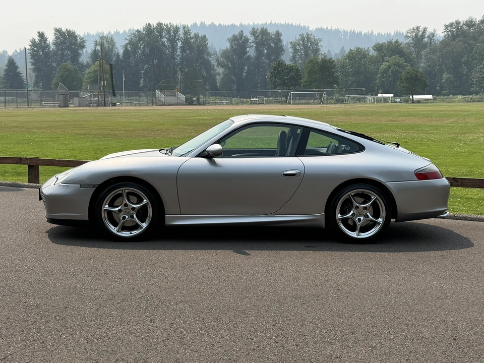 2004 Porsche 996 Carrera - Image 12 of 31