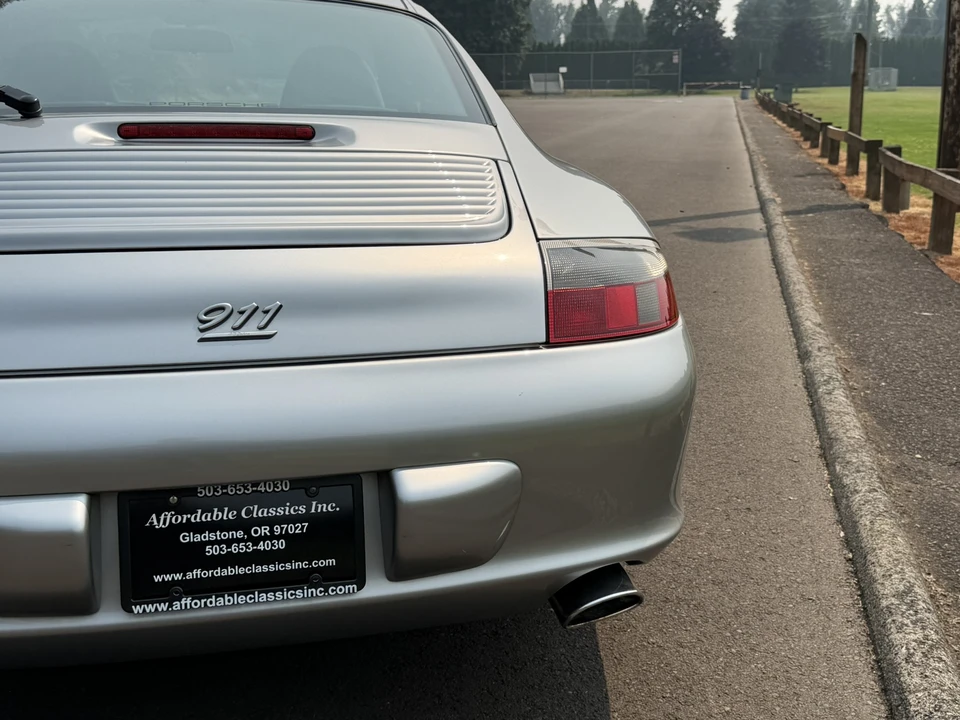 2004 Porsche 996 Carrera - Image 23 of 31
