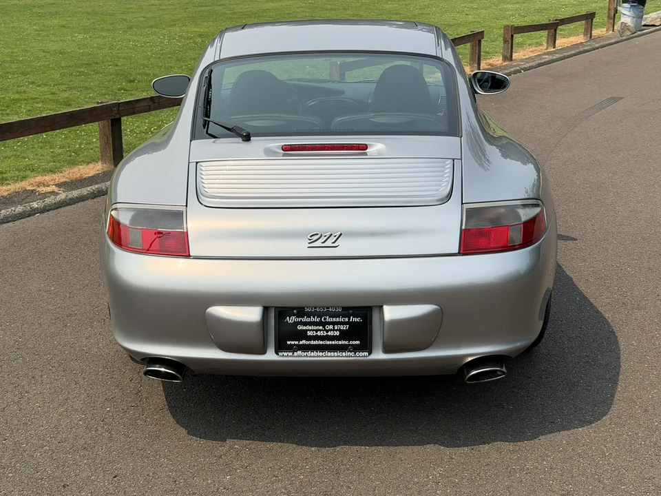 2004 Porsche 996 Carrera - Image 10 of 31