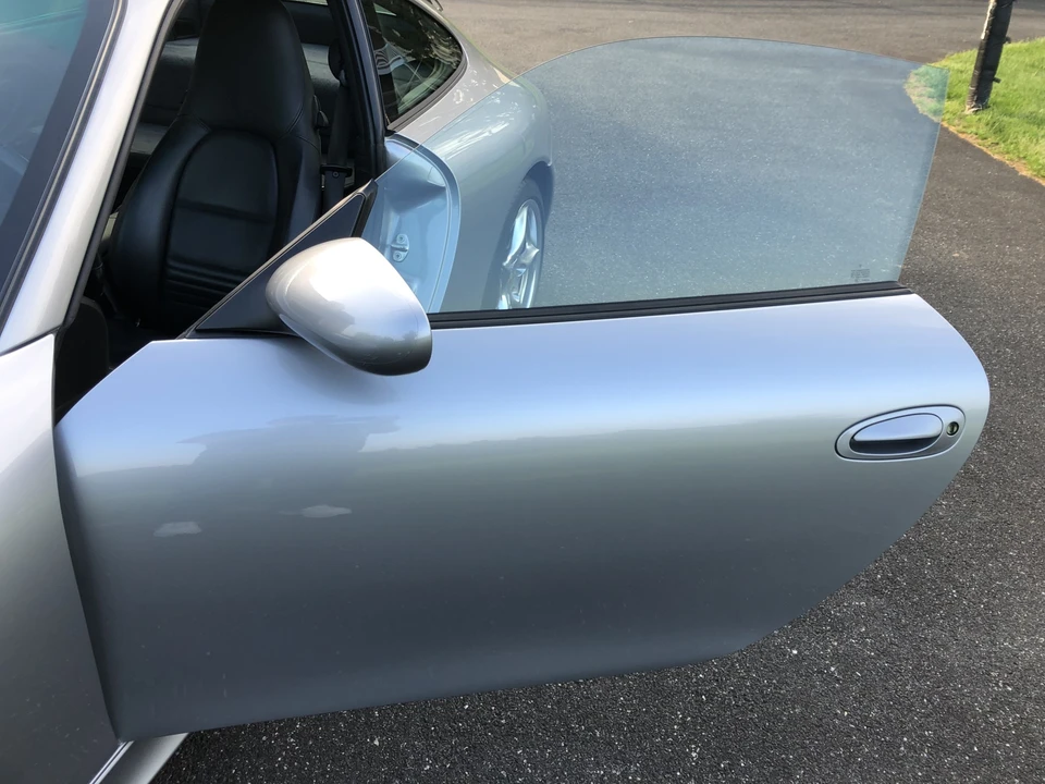 2004 Porsche 996 Carrera - Image 27 of 31