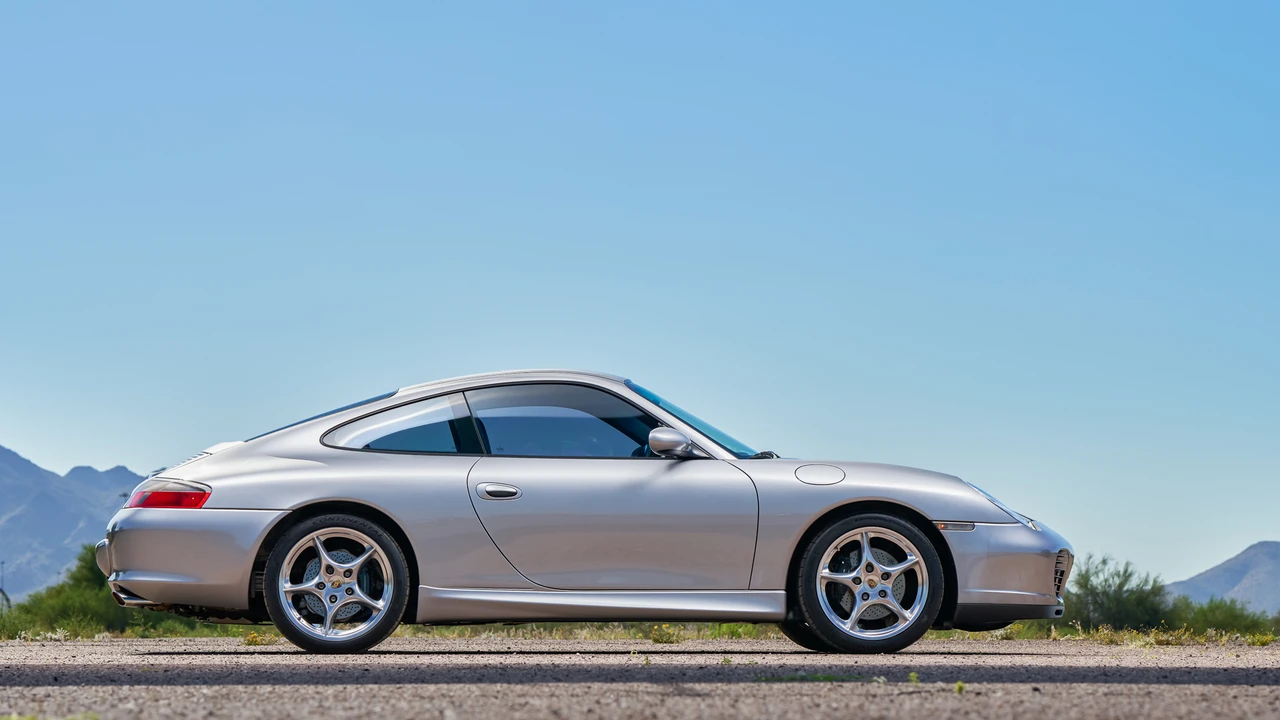 2004 Porsche 996 Carrera - Image 14 of 31
