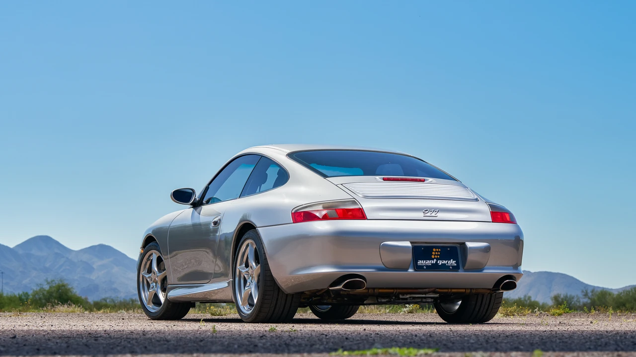 2004 Porsche 996 Carrera - Image 23 of 31