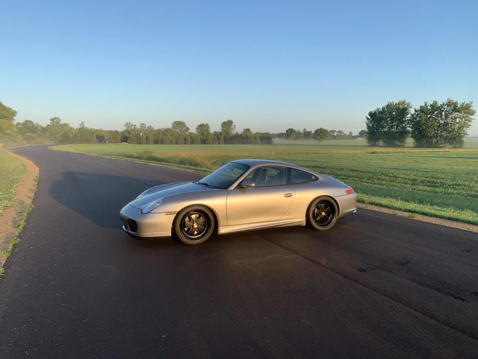 2004 Porsche 996 Carrera - Image 2 of 31