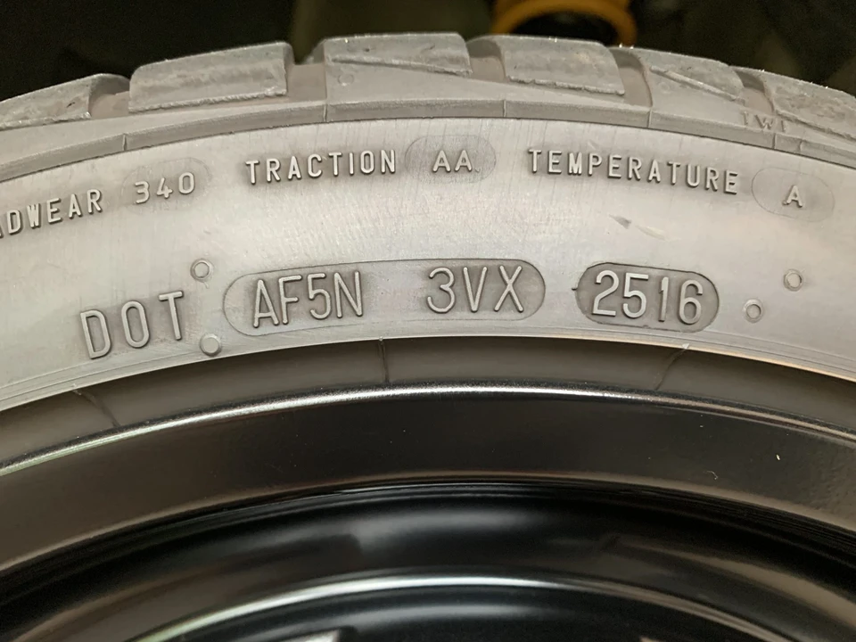2004 Porsche 996 Carrera - Image 31 of 31
