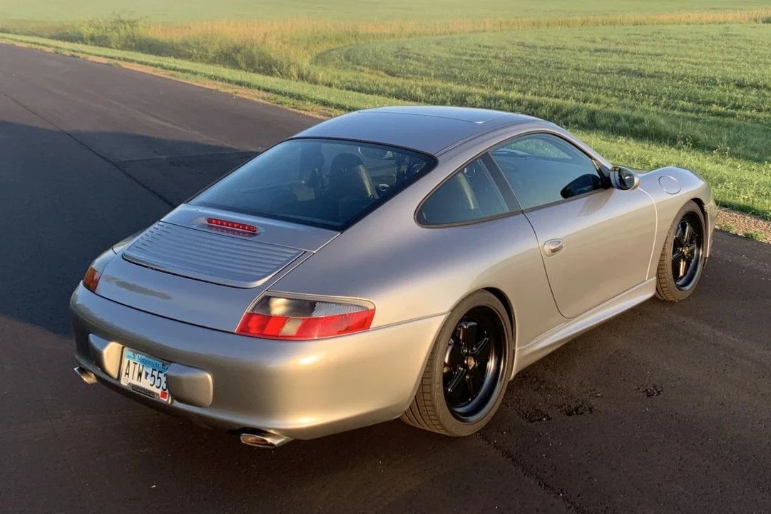 2004 Porsche 996 Carrera - Image 9 of 31