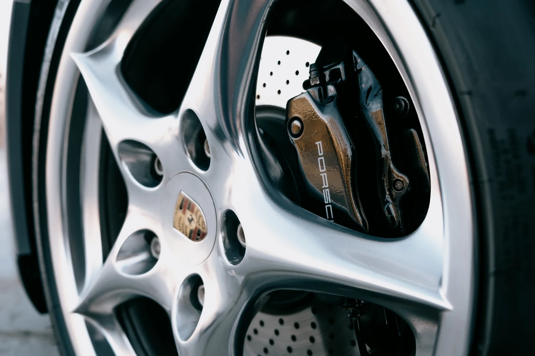 2004 Porsche 996 Carrera - Image 25 of 31