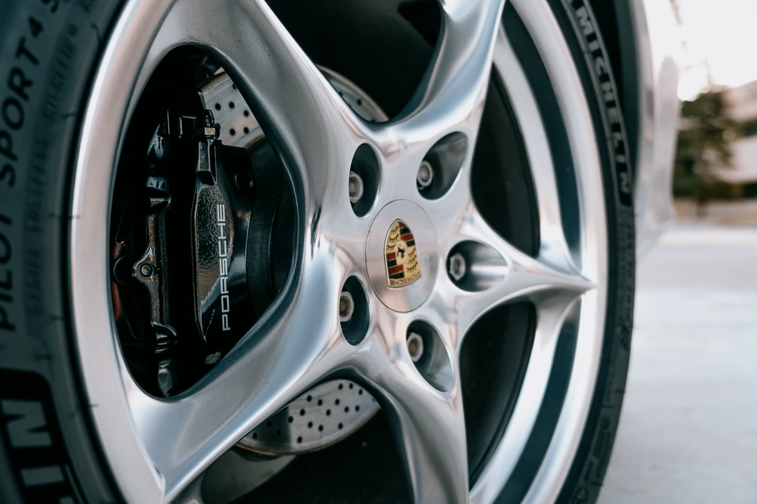 2004 Porsche 996 Carrera - Image 26 of 31