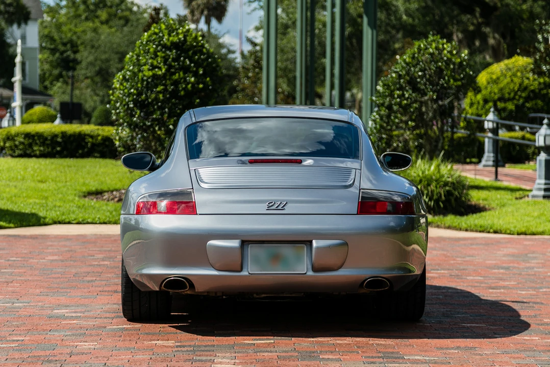 2004 Porsche 996 Carrera - Image 5 of 31