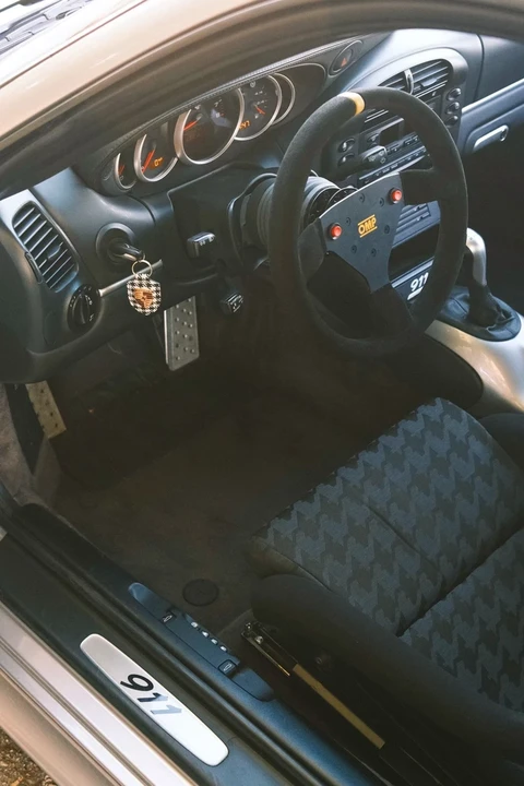 2004 Porsche 996 Carrera - Image 10 of 29