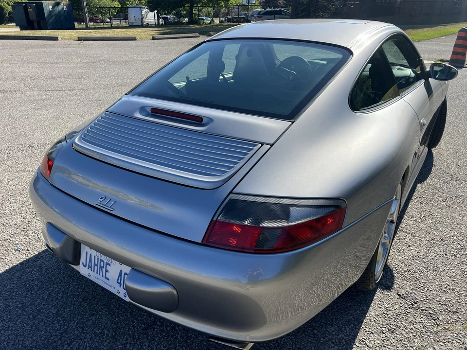 2004 Porsche 996 Carrera - Image 9 of 31