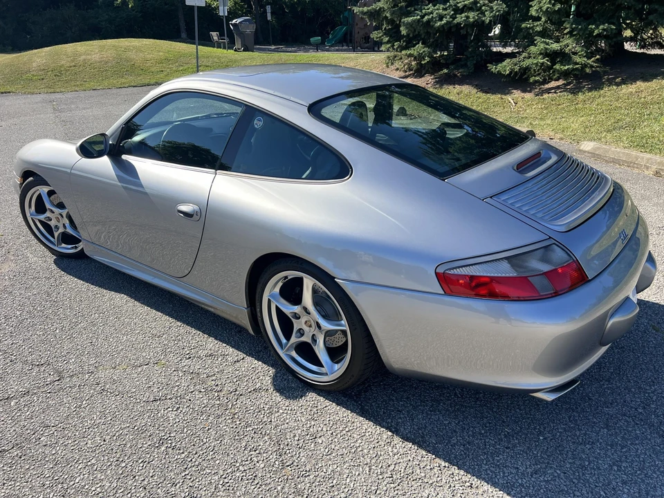 2004 Porsche 996 Carrera - Image 5 of 31