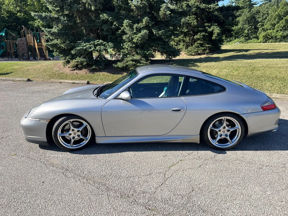 2004 Porsche 996 Carrera - Image 4 of 31