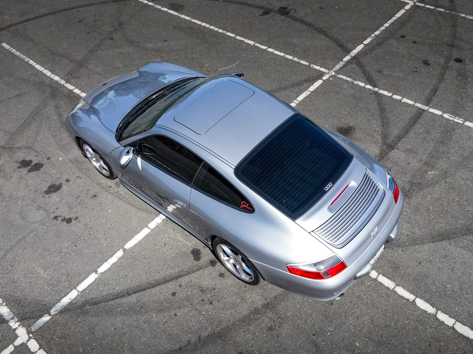 2004 Porsche 996 Carrera 4S - Image 5 of 31