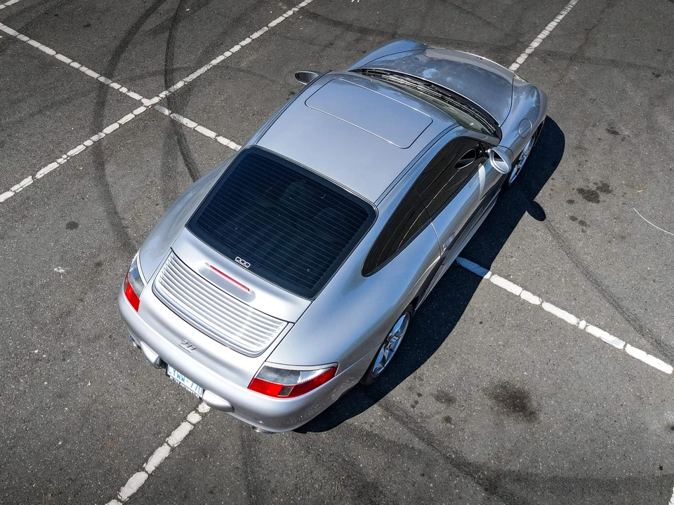 2004 Porsche 996 Carrera 4S - Image 7 of 31