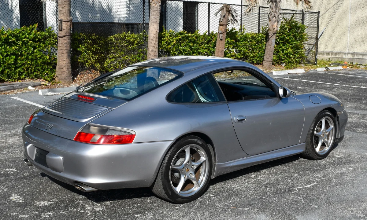 2004 Porsche 996 Carrera - Image 26 of 31