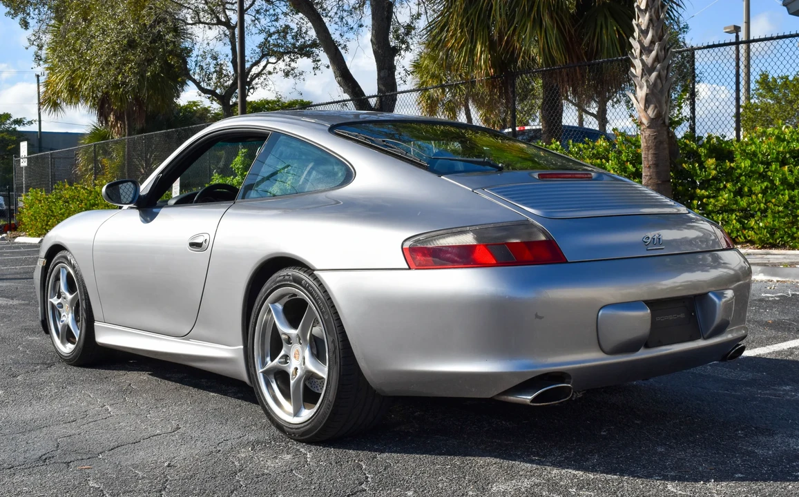 2004 Porsche 996 Carrera - Image 19 of 31