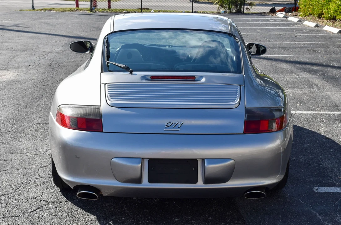 2004 Porsche 996 Carrera - Image 23 of 31