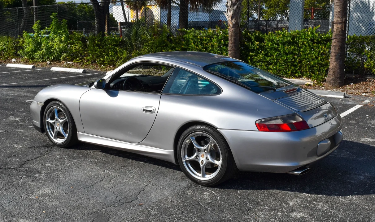 2004 Porsche 996 Carrera - Image 16 of 31