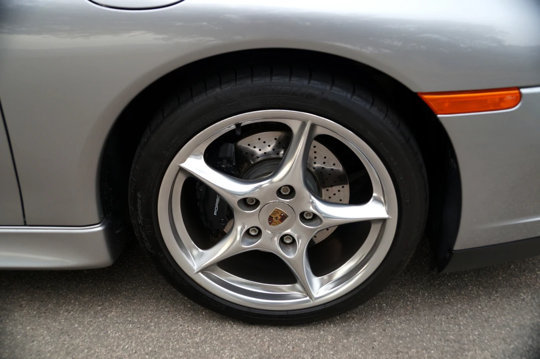2004 Porsche 996 Carrera - Image 25 of 31