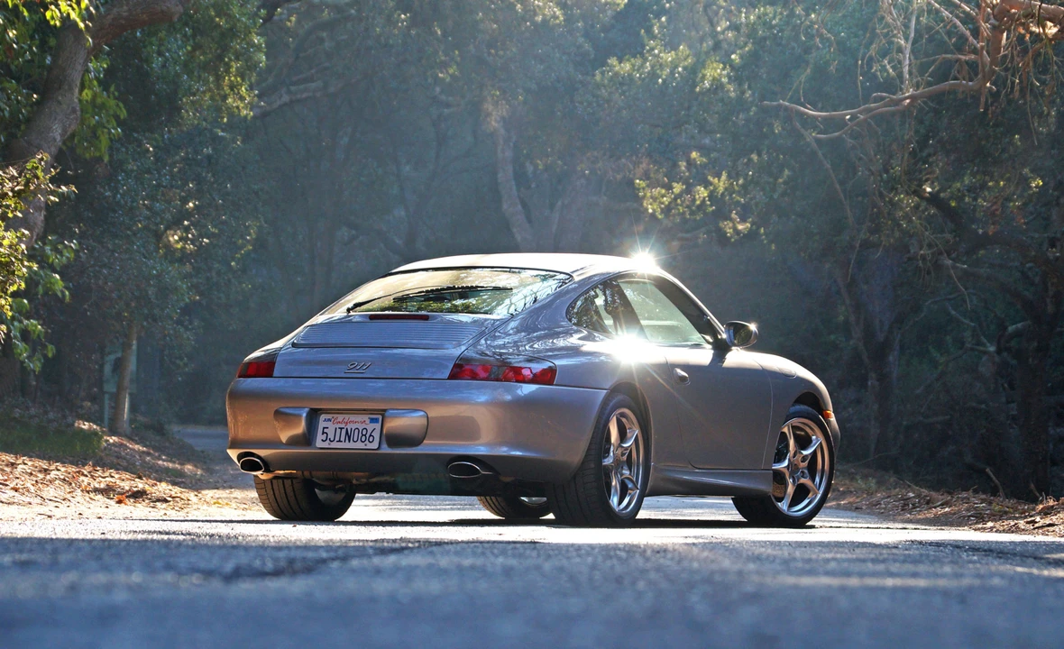2004 Porsche 996 Carrera - Image 11 of 31