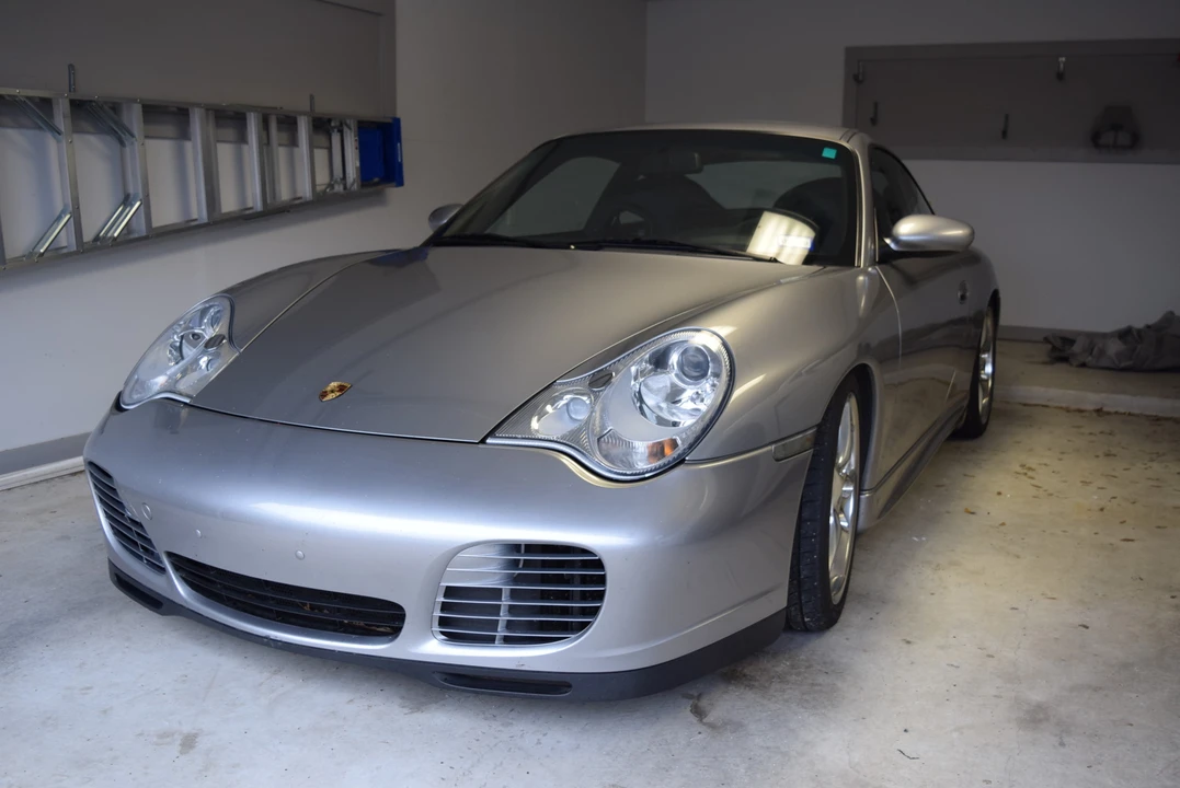 2004 Porsche 996 Carrera - Image 2 of 31