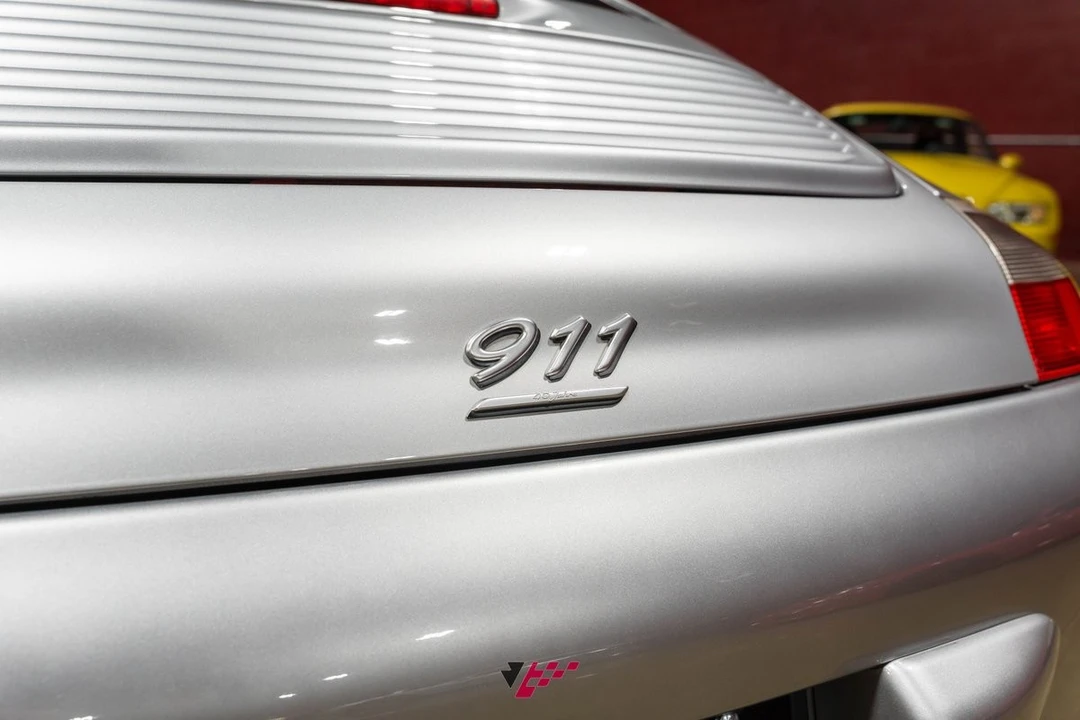 2004 Porsche 996 Carrera - Image 17 of 31