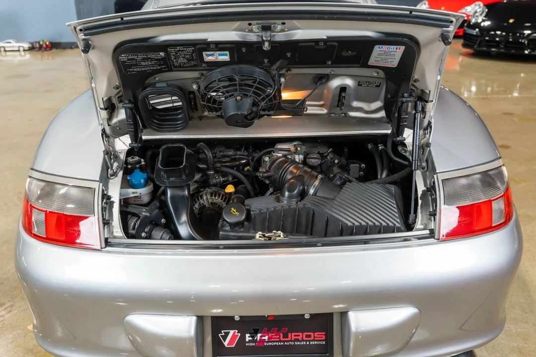 2004 Porsche 996 Carrera - Image 28 of 31