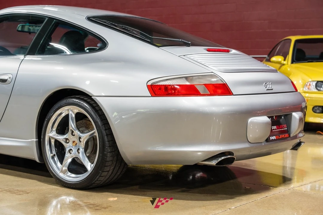 2004 Porsche 996 Carrera - Image 13 of 31