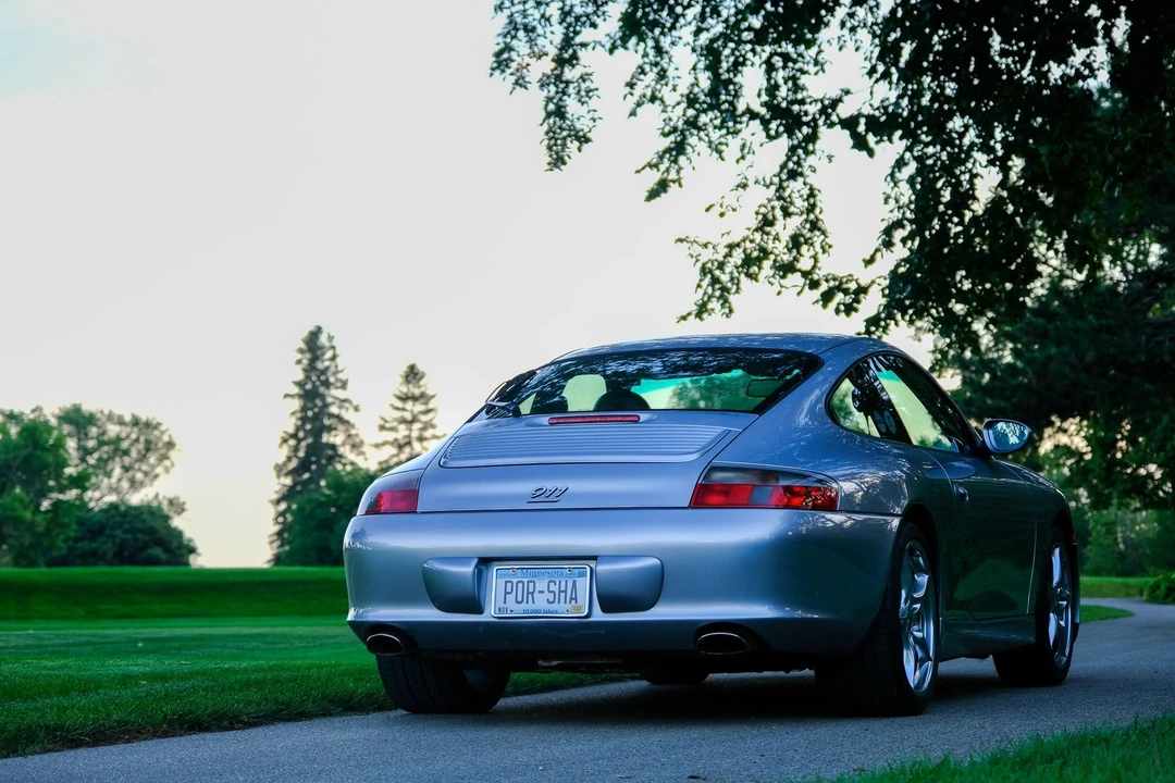 2004 Porsche 996 Carrera - Image 10 of 31