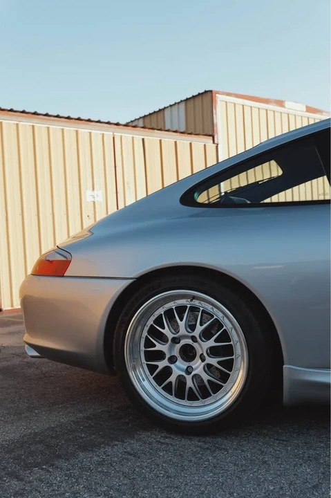 2004 Porsche 996 Carrera - Image 19 of 20