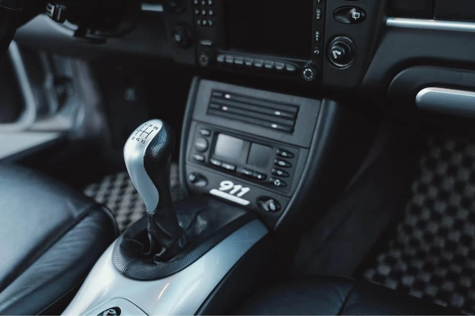 2004 Porsche 996 Carrera - Image 17 of 20