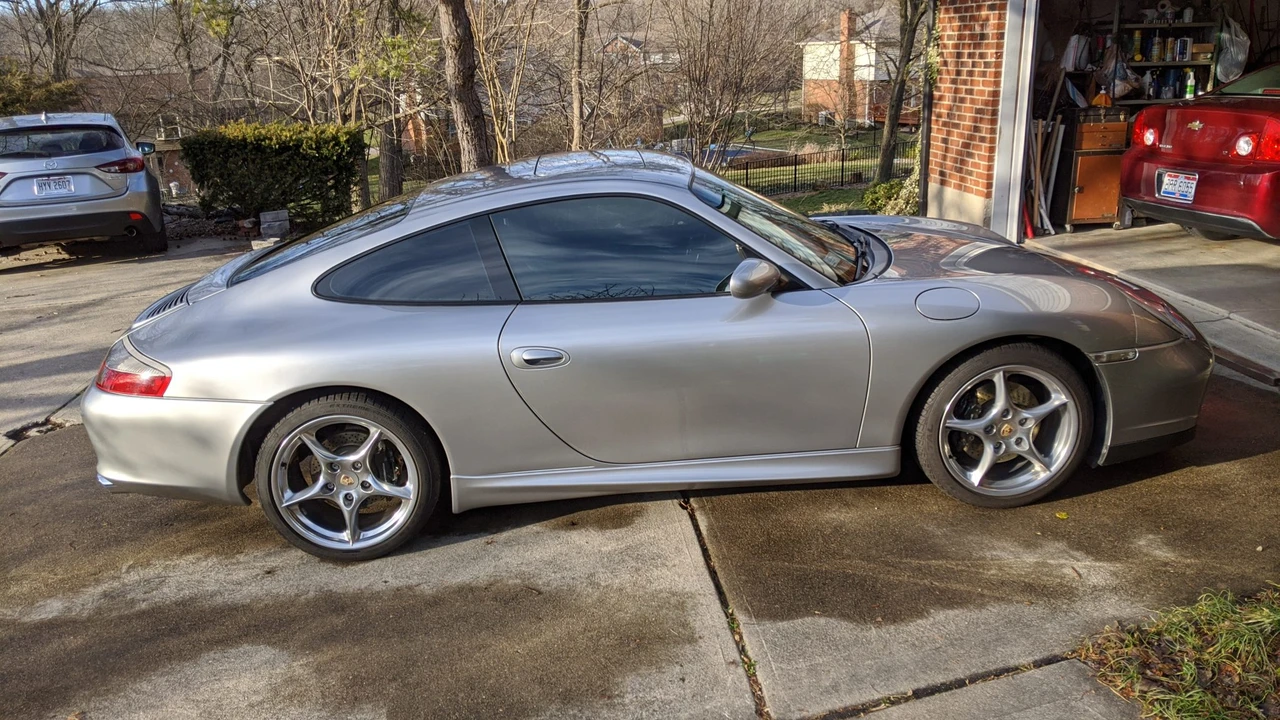 2004 Porsche 996 Carrera - Image 2 of 31
