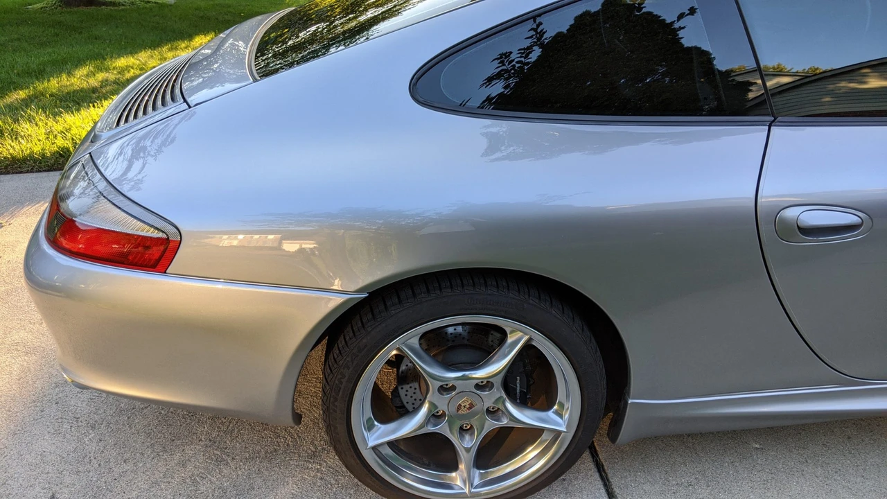 2004 Porsche 996 Carrera - Image 29 of 31