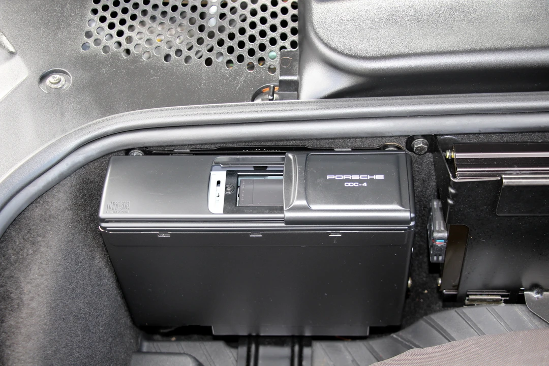 2004 Porsche 996 Carrera - Image 29 of 31
