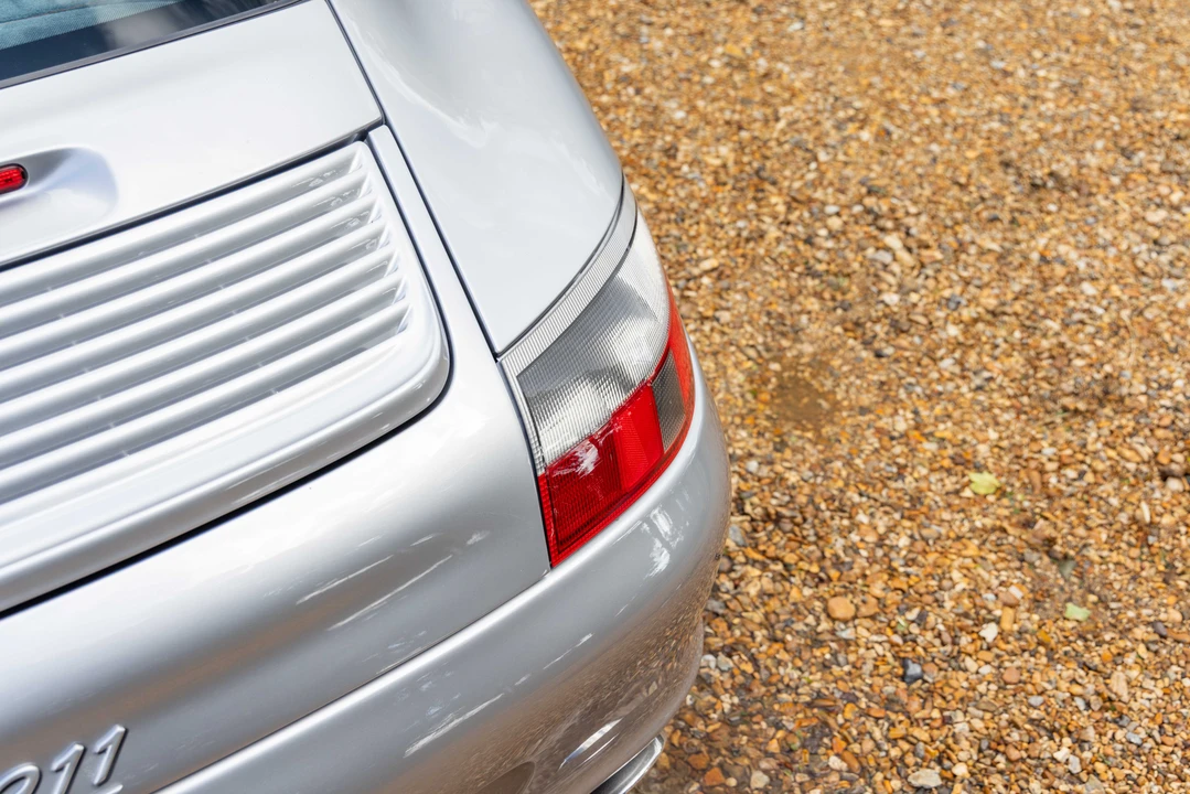 2004 Porsche 996 Carrera 4S - Image 27 of 31