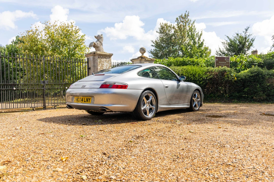 2004 Porsche 996 Carrera 4S - Image 12 of 31
