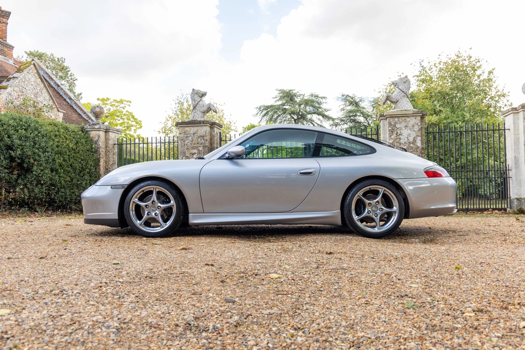 2004 Porsche 996 Carrera 4S - Image 7 of 31