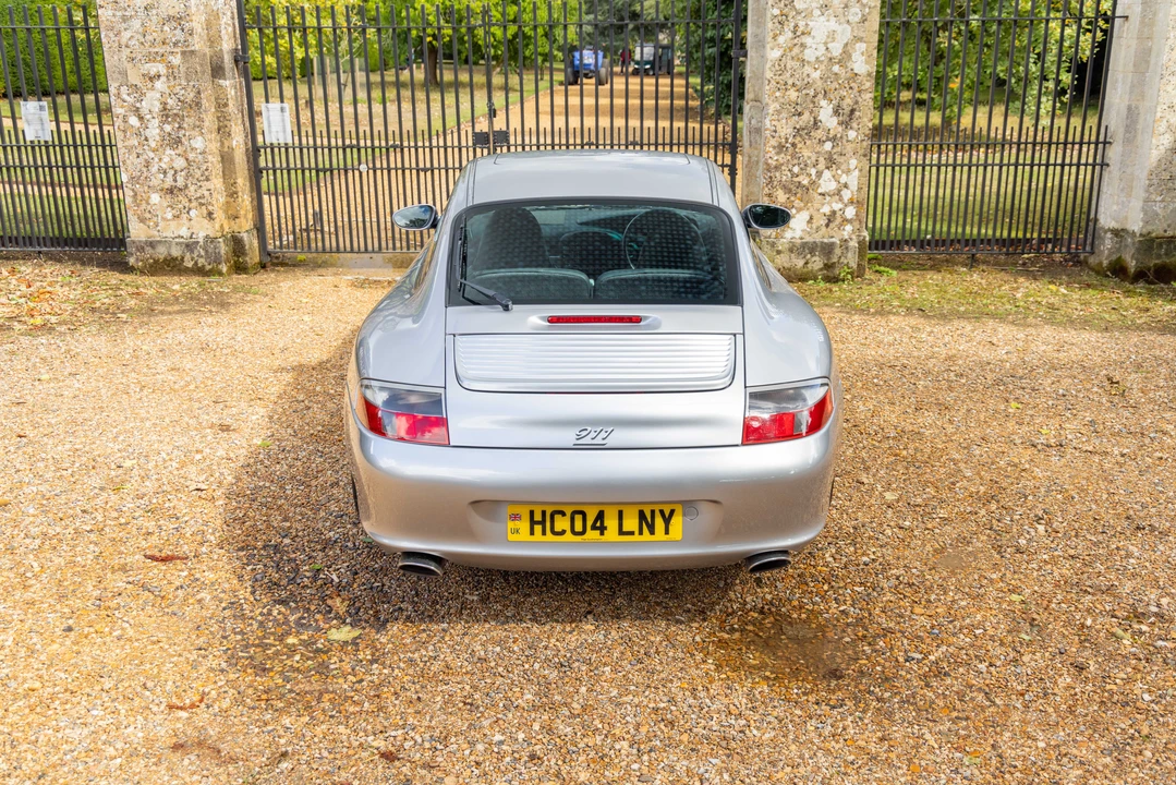 2004 Porsche 996 Carrera 4S - Image 17 of 31