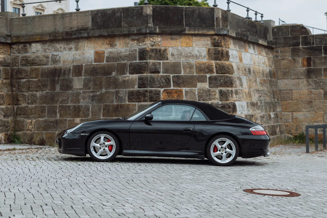 2004 Porsche 996 Carrera 4S - Image 4 of 31