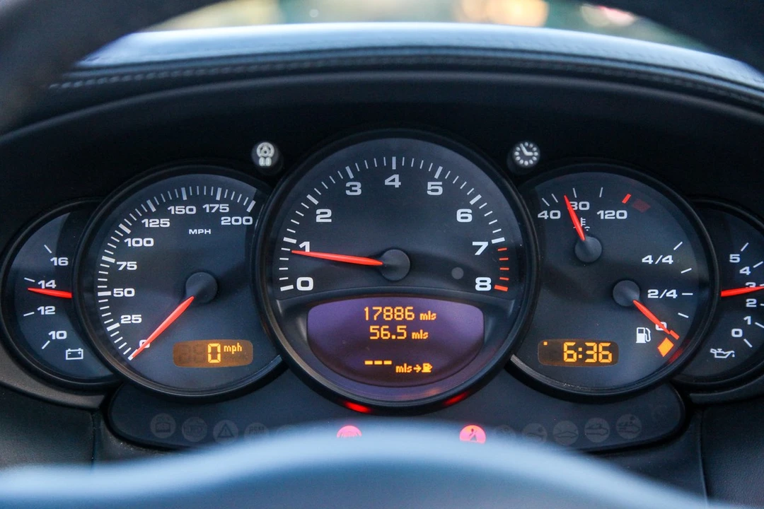 2004 Porsche 996 Carrera 4S - Image 15 of 30