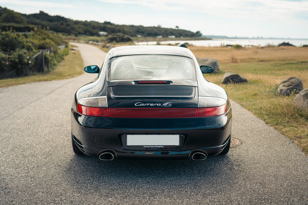 2005 Porsche 996 Carrera 4S - Image 13 of 31