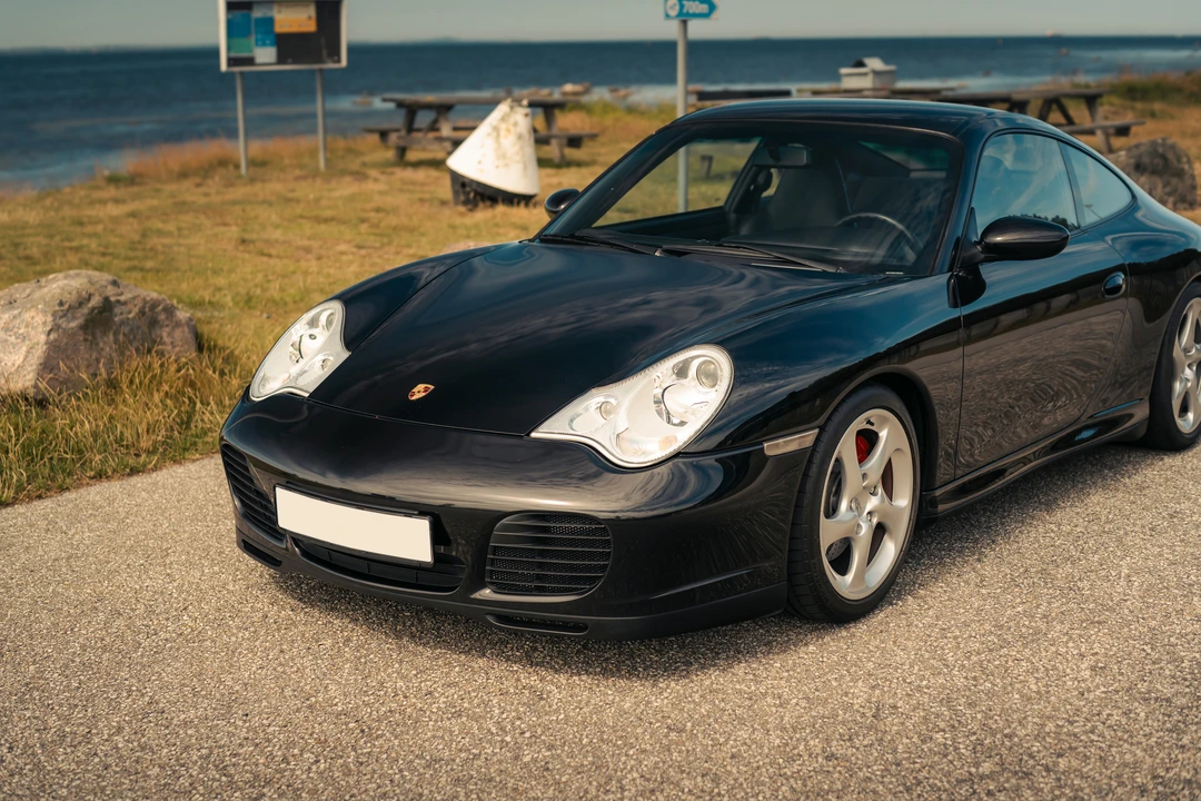2005 Porsche 996 Carrera 4S - Image 22 of 31
