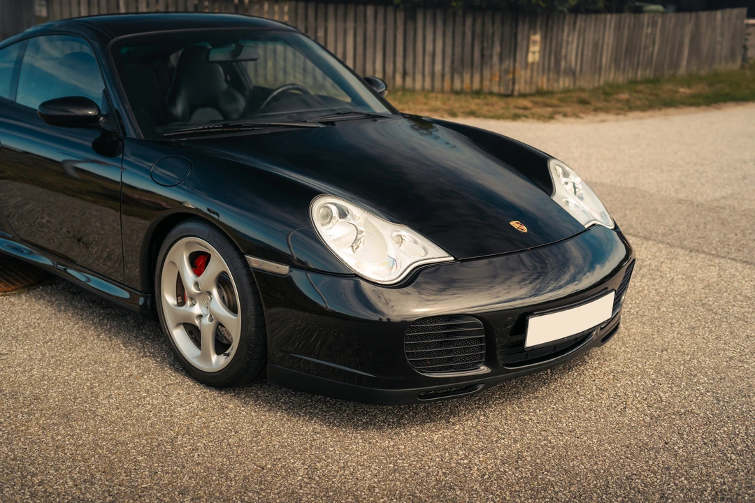 2005 Porsche 996 Carrera 4S - Image 23 of 31