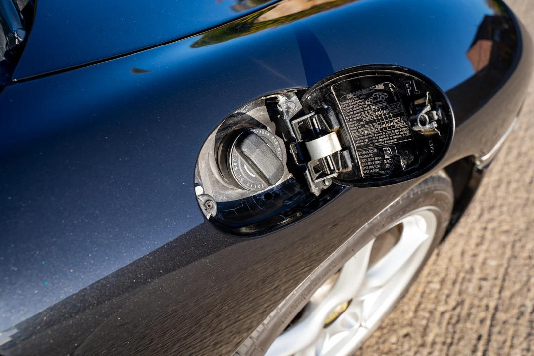 2004 Porsche 996 Carrera - Image 25 of 31